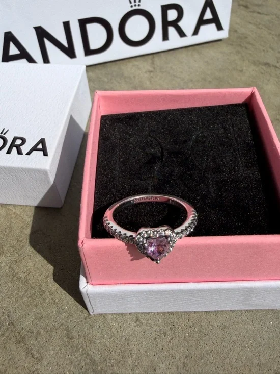 Pandora Silver Ring with Pink Heart Center and Halo - Picture 3 of 3